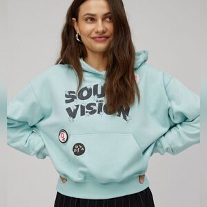 Daydreamer LA Sound And Vision Patch Pocket Graphic Hoodie NWT